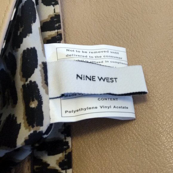 Nine West Clutch Purse-Carmel/Beige with Gold Toned Accents - Picture 12 of 14